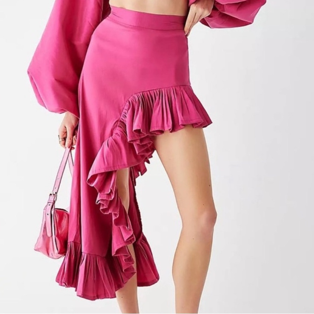 Kadiju Pink High-Rise Skirt‎ In An Asymmetrical Silhouette Size XS
